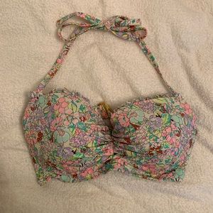 Size 34D VS swim top